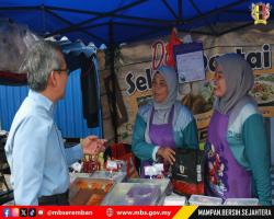 LAWATAN DATUK BANDAR DI BAZAR RAMADAN MERCHANT SQUARE, SENDAYAN