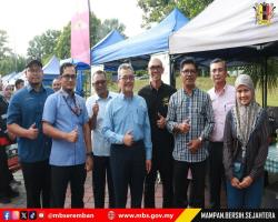 LAWATAN DATUK BANDAR DI BAZAR RAMADAN MERCHANT SQUARE, SENDAYAN