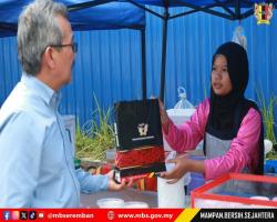 LAWATAN DATUK BANDAR DI BAZAR RAMADAN MERCHANT SQUARE, SENDAYAN