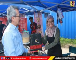 LAWATAN DATUK BANDAR DI BAZAR RAMADAN MERCHANT SQUARE, SENDAYAN