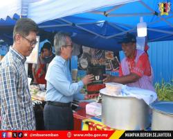 LAWATAN DATUK BANDAR DI BAZAR RAMADAN MERCHANT SQUARE, SENDAYAN