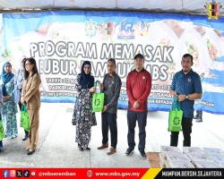 PROGRAM MEMASAK BUBUR LAMBUK ANJURAN BADAN KEBAJIKAN ISLAM MBS