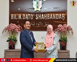 KUNJUNGAN HORMAT JABATAN PERANGKAAN MALAYSIA KE MBS