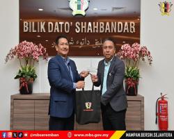 KUNJUNGAN HORMAT JABATAN PERANGKAAN MALAYSIA KE MBS
