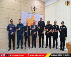 DATUK BANDAR TERIMA KUNJUNGAN HORMAT PENGARAH JPJ NEGERI SEMBILAN