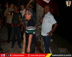 LAWATAN TURUN PADANG DATUK BANDAR MBS BERSAMA YB EXCO PEMBANGUNAN KERAJAAN TEMPATAN, PERUMAHAN & KERAJAAN TEMPATAN