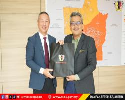 KUNJUNGAN HORMAT PENGURUSAN MILA UNIVERSITY, NILAI
