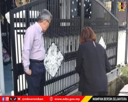 DATUK BANDAR MENYANTUNI PENGADU