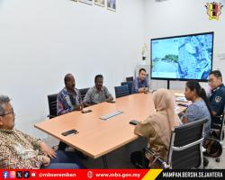 KUNJUNGAN HORMAT ADUN SEREMBAN JAYA KE ATAS DATUK BANDAR MBS