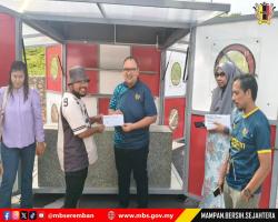 PENYERAHAN SURAT TAWARAN MYKIOSK IRAMA BIZ SENDAYAN