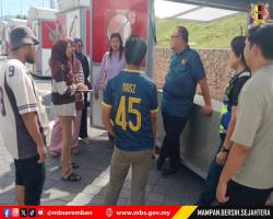 PENYERAHAN SURAT TAWARAN MYKIOSK IRAMA BIZ SENDAYAN