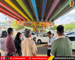 DATUK BANDAR TURUN TINJAU KERJA-KERJA NAIKTARAF LANDSKAP (LUKISAN MURAL) SERTA KERJA-KERJA BERKAITAN DI FLYOVER LINGKARAN TENGAH SEREMBAN