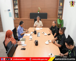 DATUK BANDAR MENERIMA KUNJUNGAN HORMAT DARIPADA LEMBAGA TABUNG HAJI 