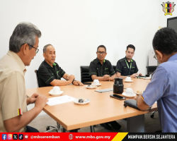 DATUK BANDAR MENERIMA KUNJUNGAN HORMAT DARIPADA LEMBAGA TABUNG HAJI 