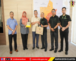 DATUK BANDAR MENERIMA KUNJUNGAN HORMAT DARIPADA LEMBAGA TABUNG HAJI 