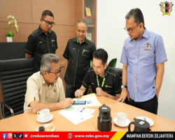 DATUK BANDAR MENERIMA KUNJUNGAN HORMAT DARIPADA LEMBAGA TABUNG HAJI 