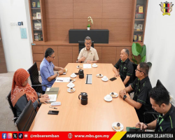 DATUK BANDAR MENERIMA KUNJUNGAN HORMAT DARIPADA LEMBAGA TABUNG HAJI 