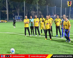 PERLAWANAN PERSAHABATAN BOLA SEPAK BERSAMA PEJABAT MENTERI BESAR NEGERI SEMBILAN