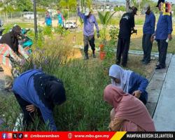 PROGRAM GOTONG-ROYONG LESTARI MASJID