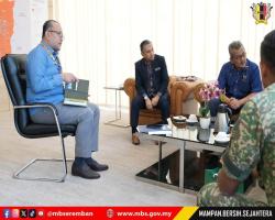KUNJUNGAN HORMAT DARIPADA PEGAWAI PEMERINTAH BATALION KE-24 REJIMEN ASKAR MELAYU DIRAJA