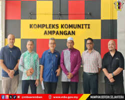 LAWATAN TURUN PADANG DATUK BANDAR MAJLIS BANDARAYA SEREMBAN KE KOMPLEKS KOMUNITI AMPANGAN