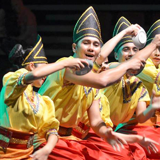 Menonton Teater