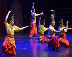 Persembahan Tarian Kebudayaan